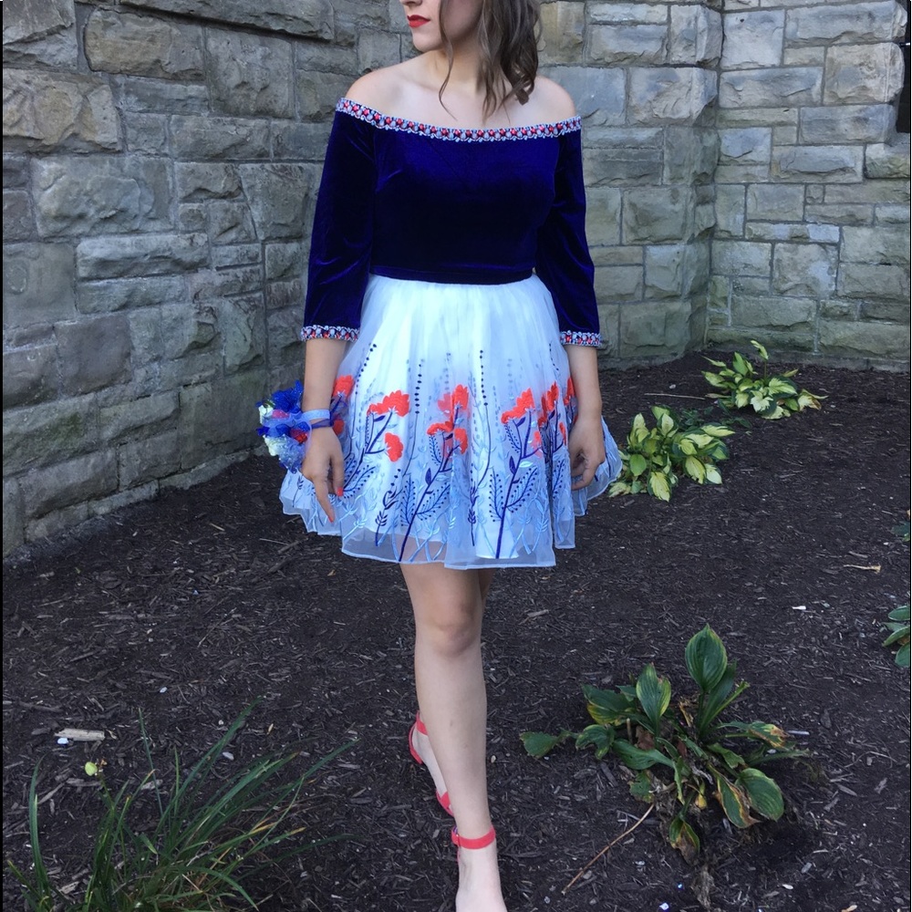 Lucci Lu Formal Homecoming Dress - Picture 2 of 4